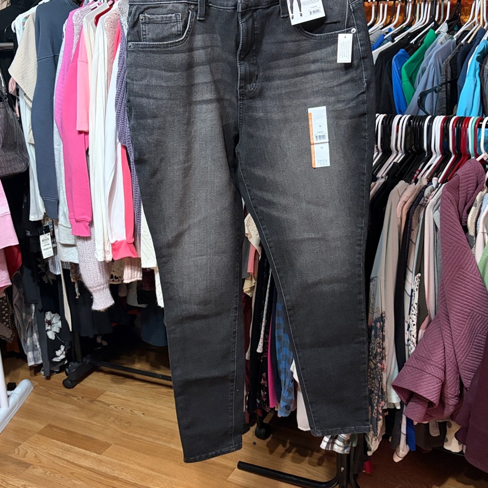 NWT Time and Tru Charcoal Gray Skinny Jeans Stretch Comfort